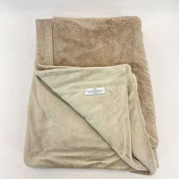 Restoration Hardware Other - Restoration Hardware Luxury Plush Collection Throw Tan